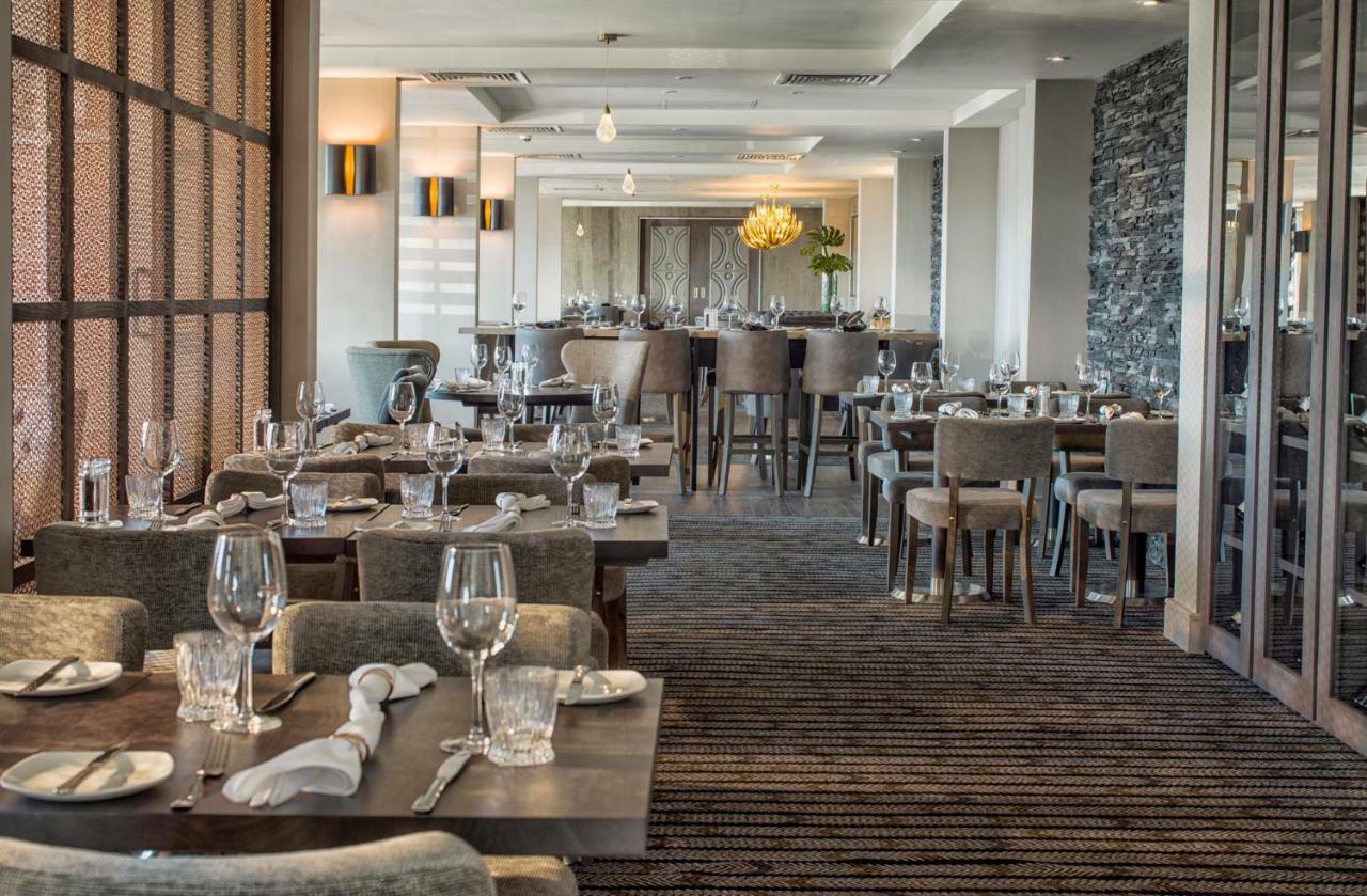Boulevard Hotel Blackpool Esterno foto The restaurant at the 2018 London Marathon